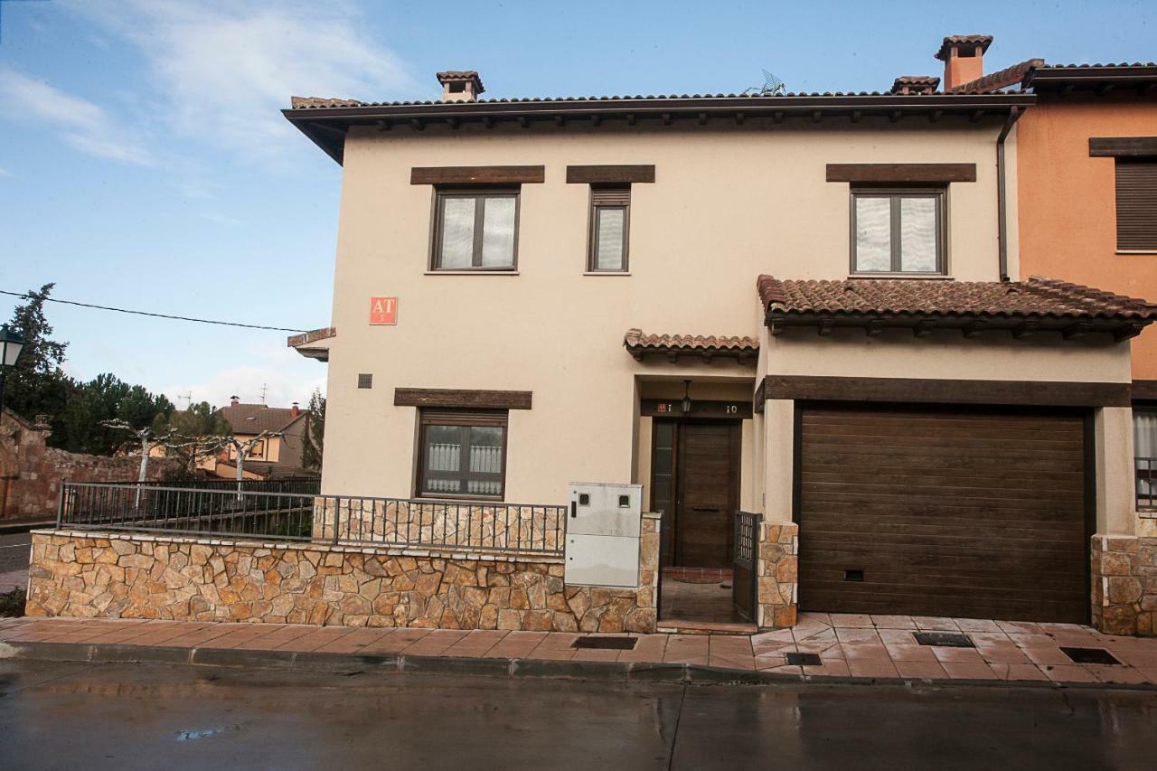 Apartamento El Palomar Ayllón المظهر الخارجي الصورة